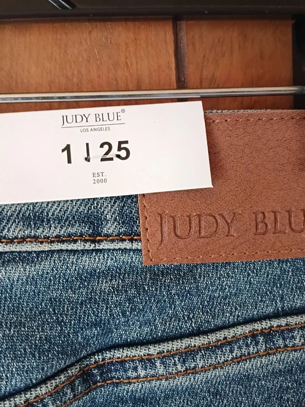 Judy Blue High Waist Jeans Size 1/25 NWT Plaid Cuff Boutique Denim - Picture 7 of 8